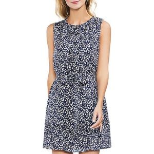 ✅Vince Camuto Floral Ruffle Tie-Neck Keyhole Dress